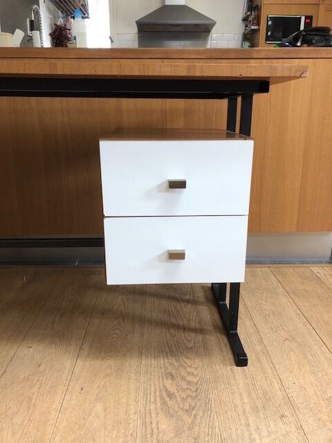 Office in formica 50s/60s