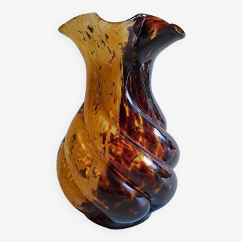 Clichy glassware vase