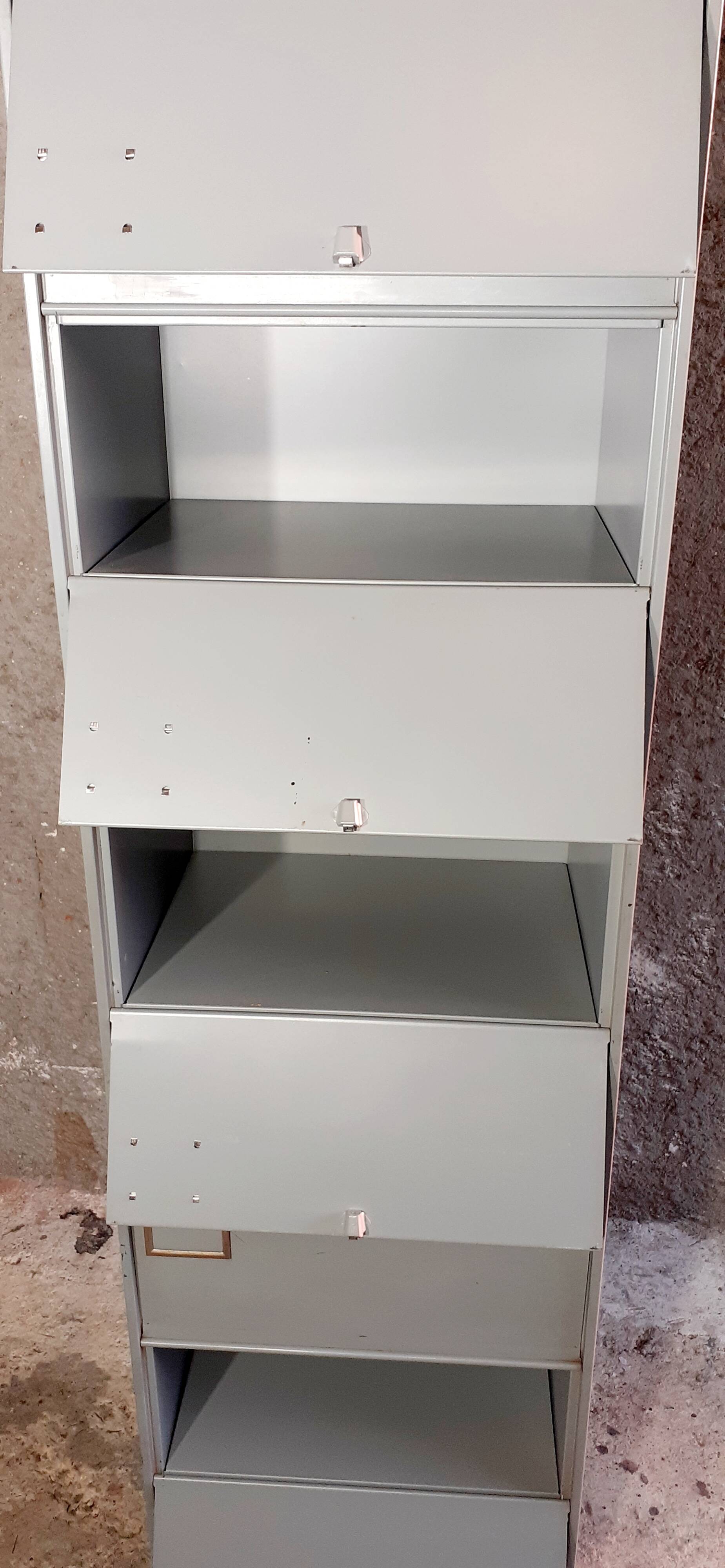 Sansen valve cabinet