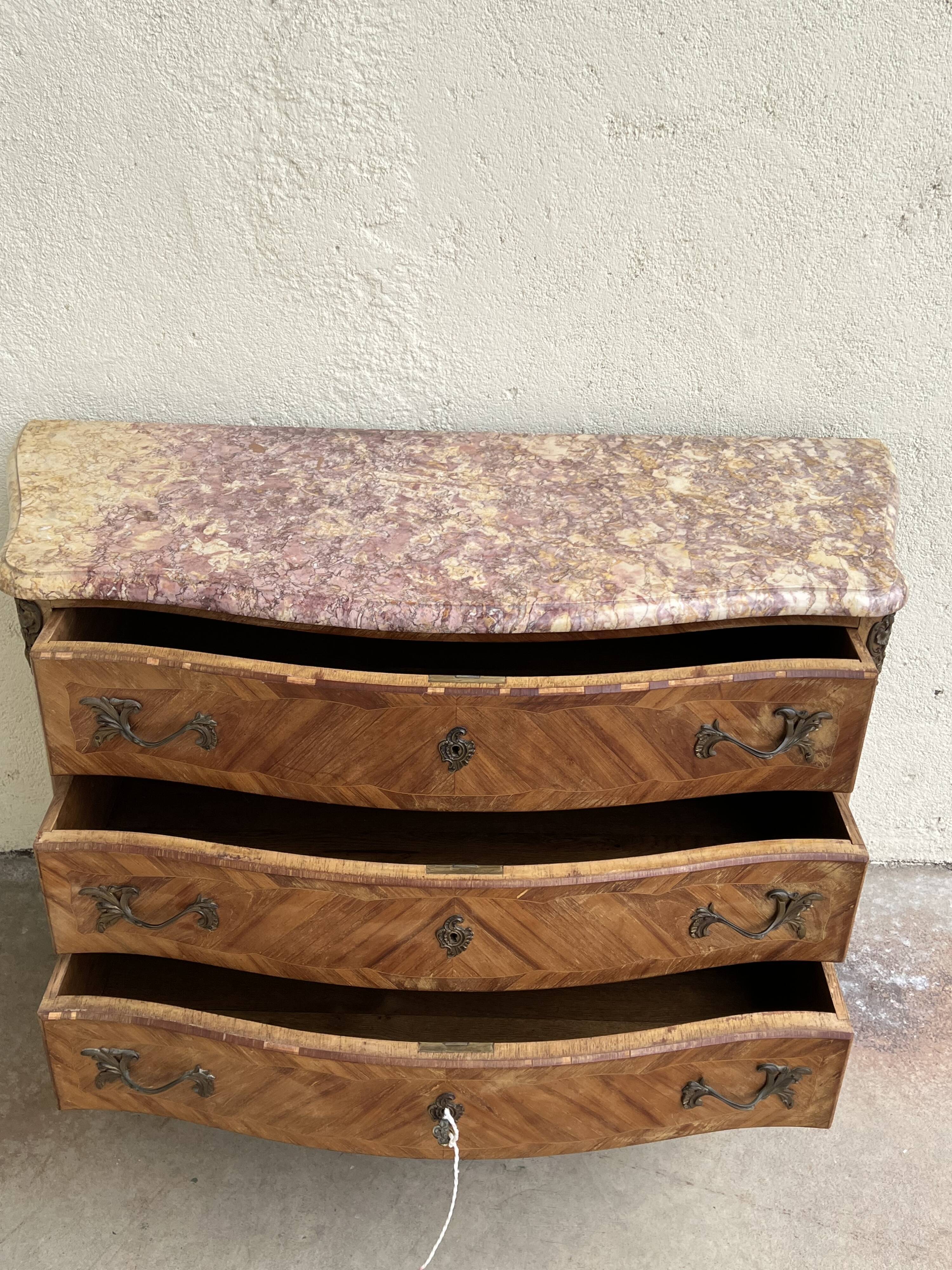 Commode en marqueterie