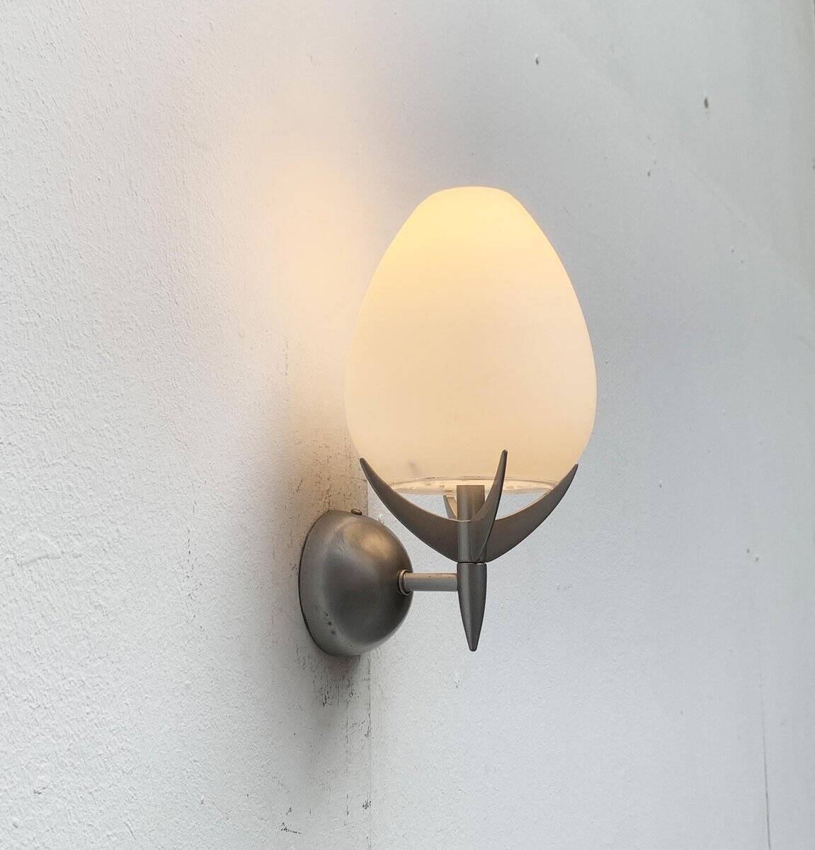 Vintage wall lamp in postmodern Italian glass by Lucente.