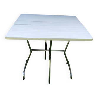 Table pliante en Formica