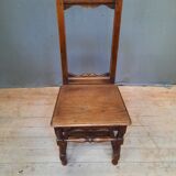 Wooden stepladder chair