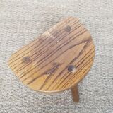 Tabouret tripode en bois