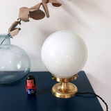 Lampe globe opaline