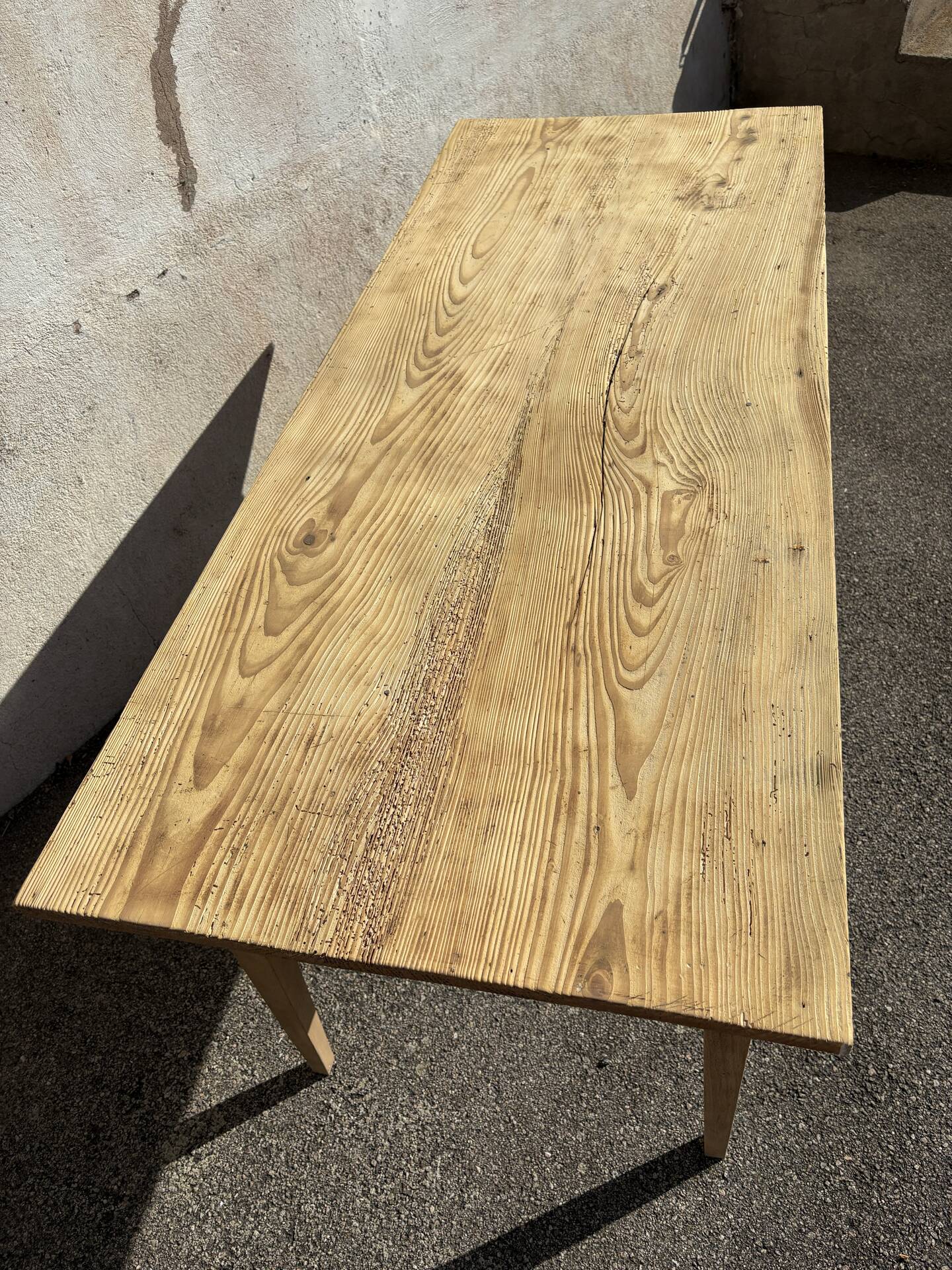 Table bistrot brute 
