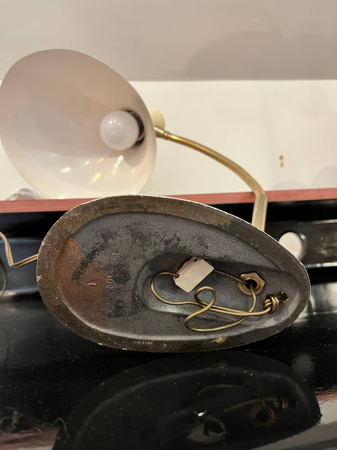 Desk lamp
