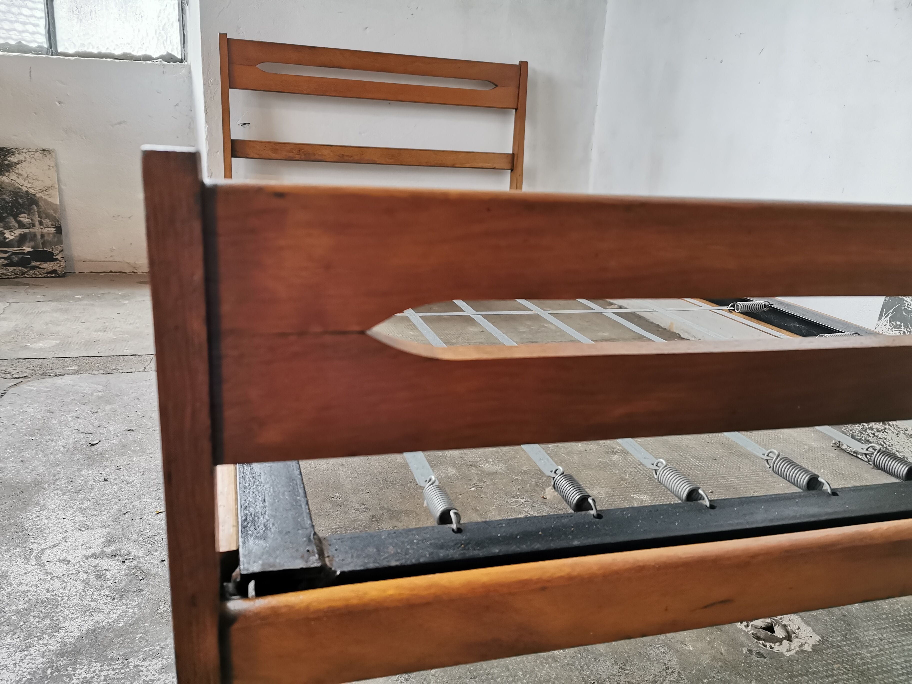 Bed of the 50s reconstruction style in oak