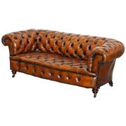 Victorian Chesterfield canapé from 1890 in restored leather, stamped Cornelius V. Smith.