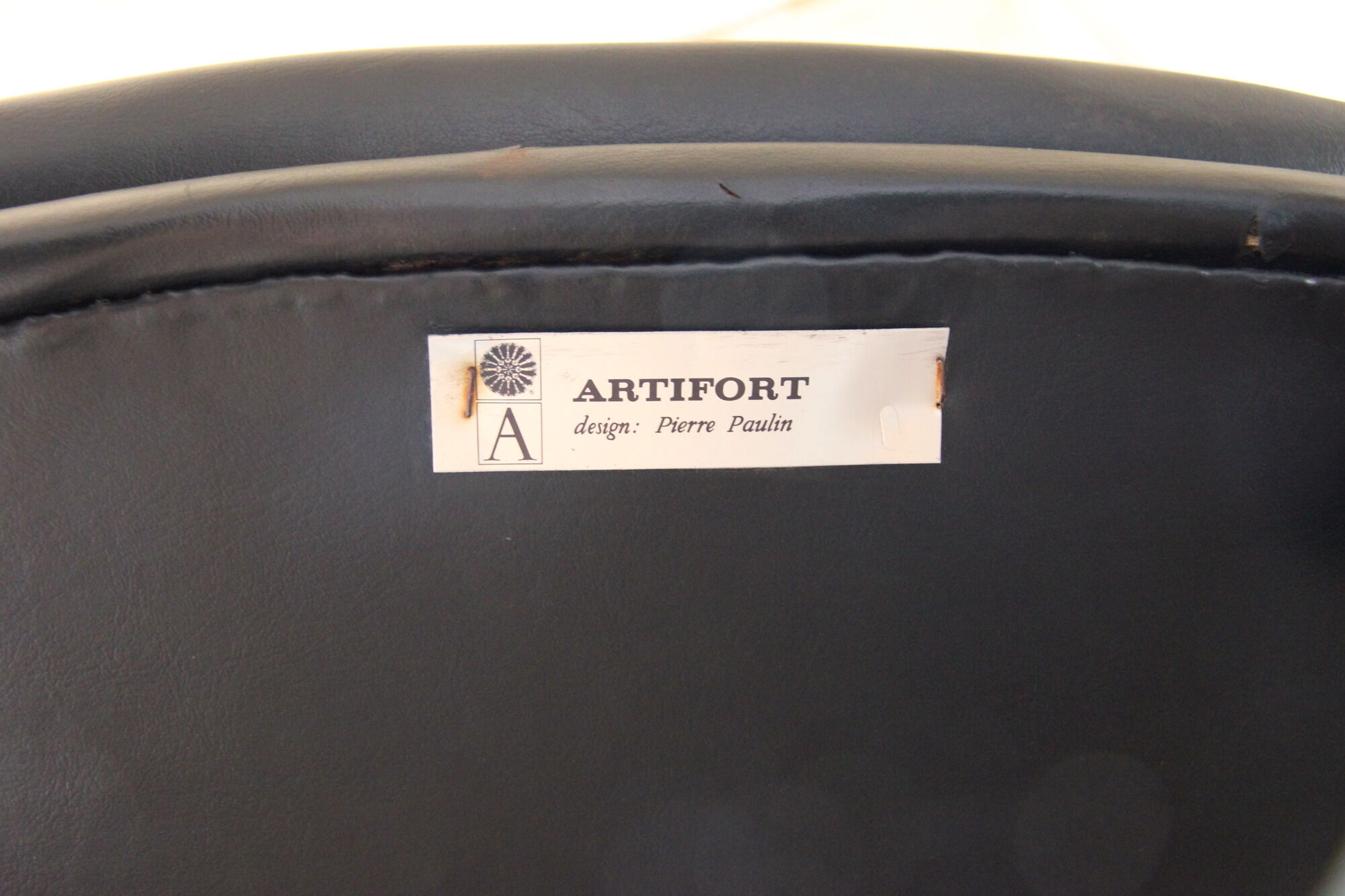 Pair of Pierre Paulin leather armchairs for Artifort 60s