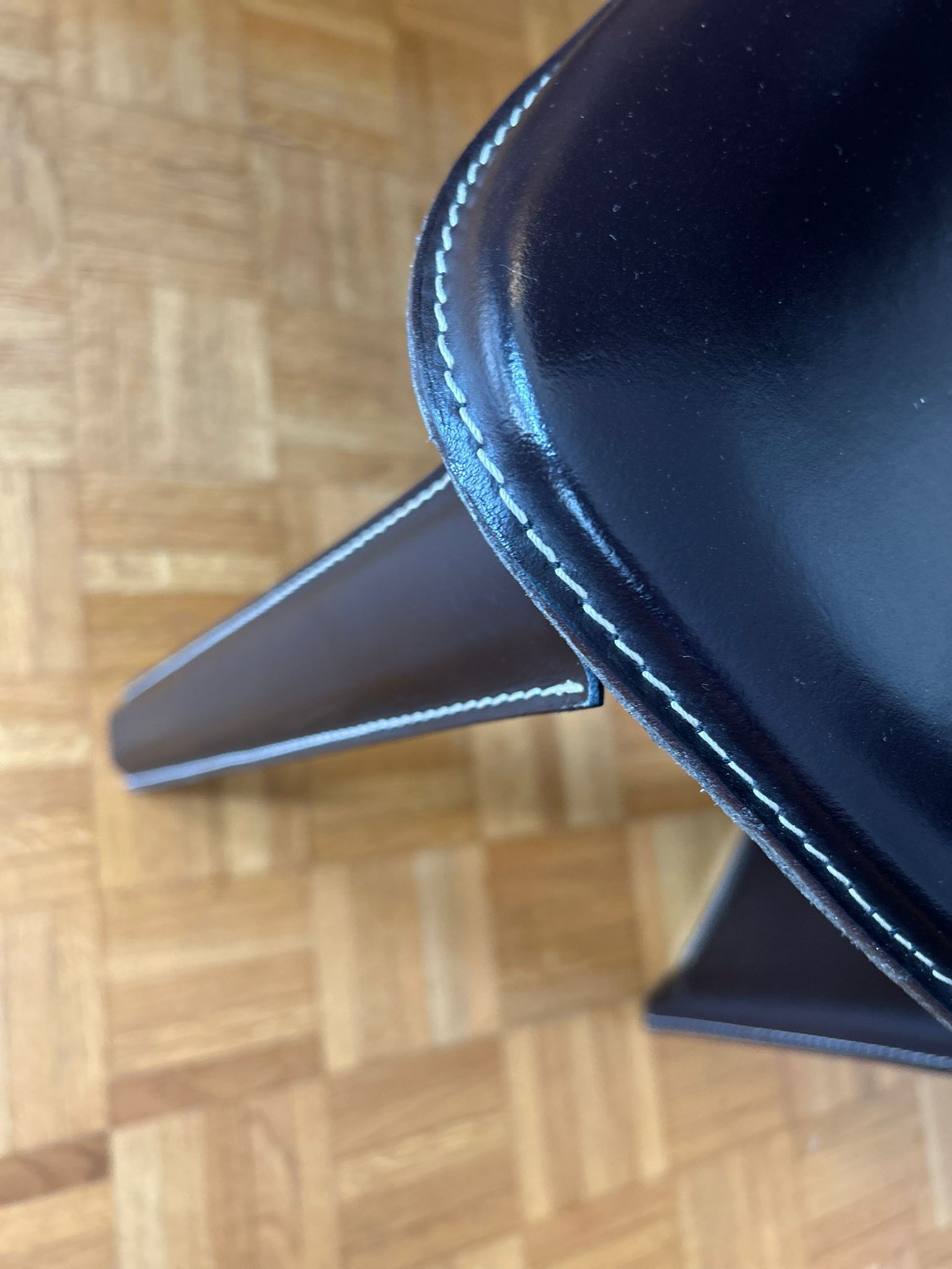 Set of 6 Roche Bobois chairs