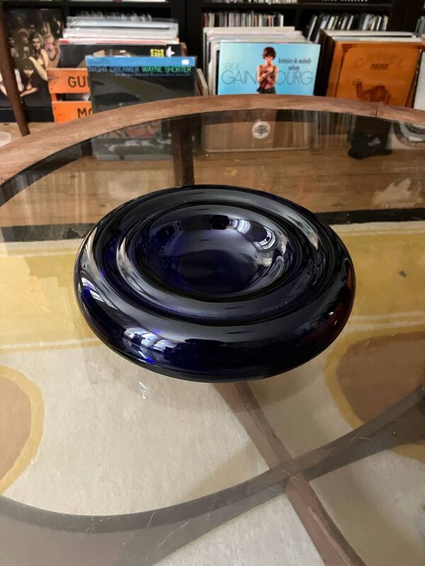 Cendrier en verre bleu cobalt par Enzo Mari, Circa. 1980