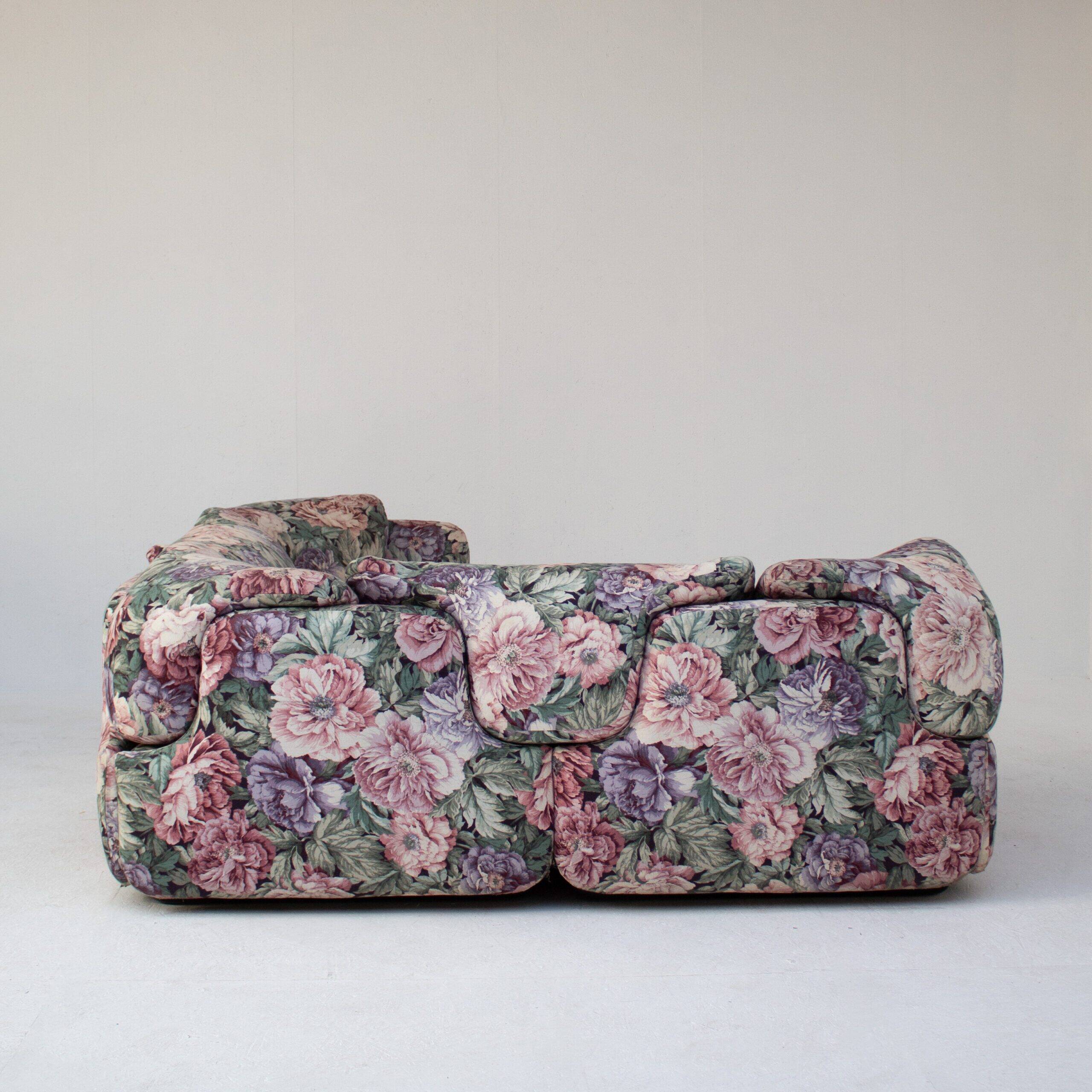 Confidential Sofa by Alberto Rosselli for Saporiti