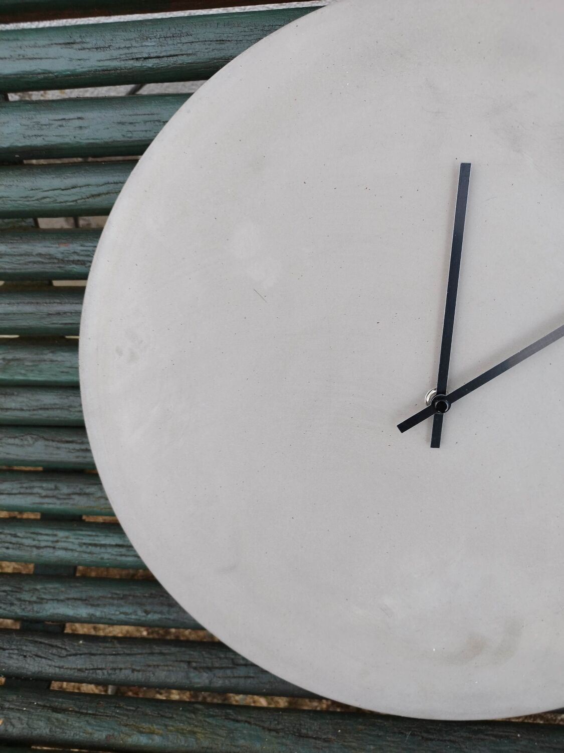 Round cement pendulum