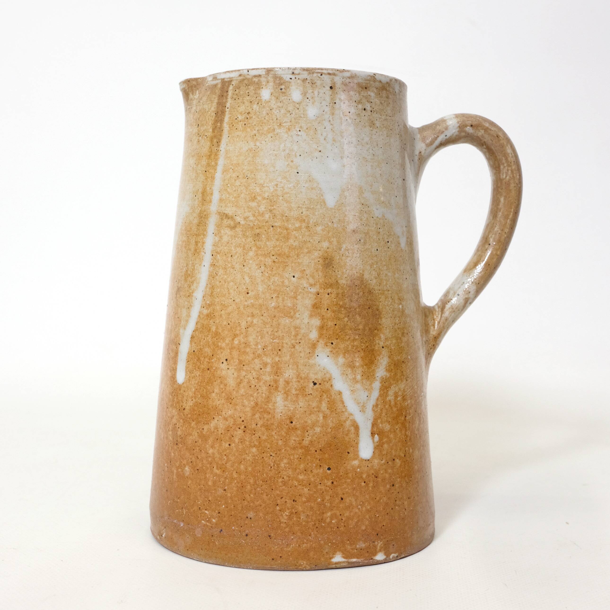 Ceramic pitcher and pot, French work from the 70s.