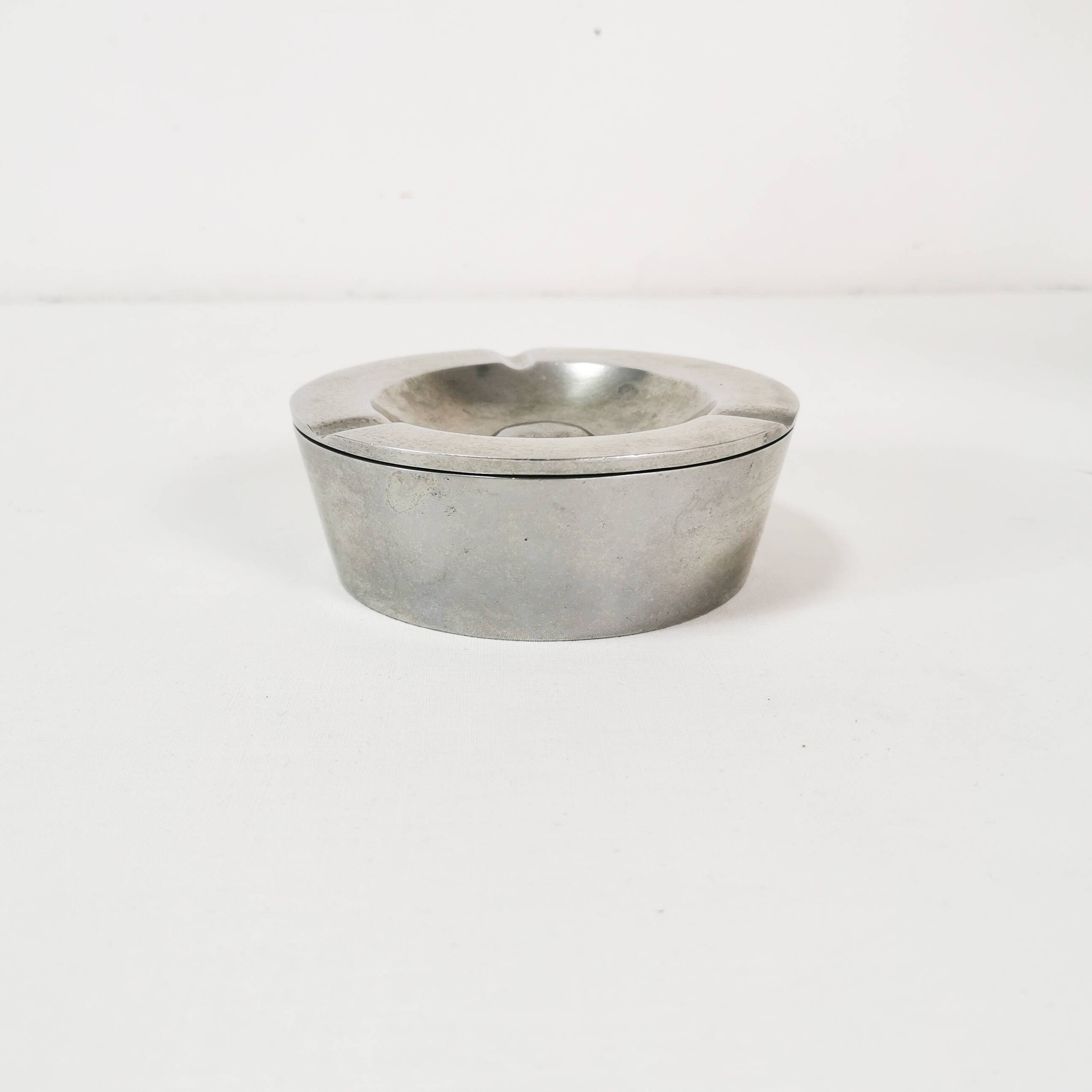 Bauhaus cigarette and pipe ashtray, Belgium, 1960s