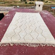 Beni Ouarain rug 300x200 cm – Natural cream wool – Diamond pattern in tone