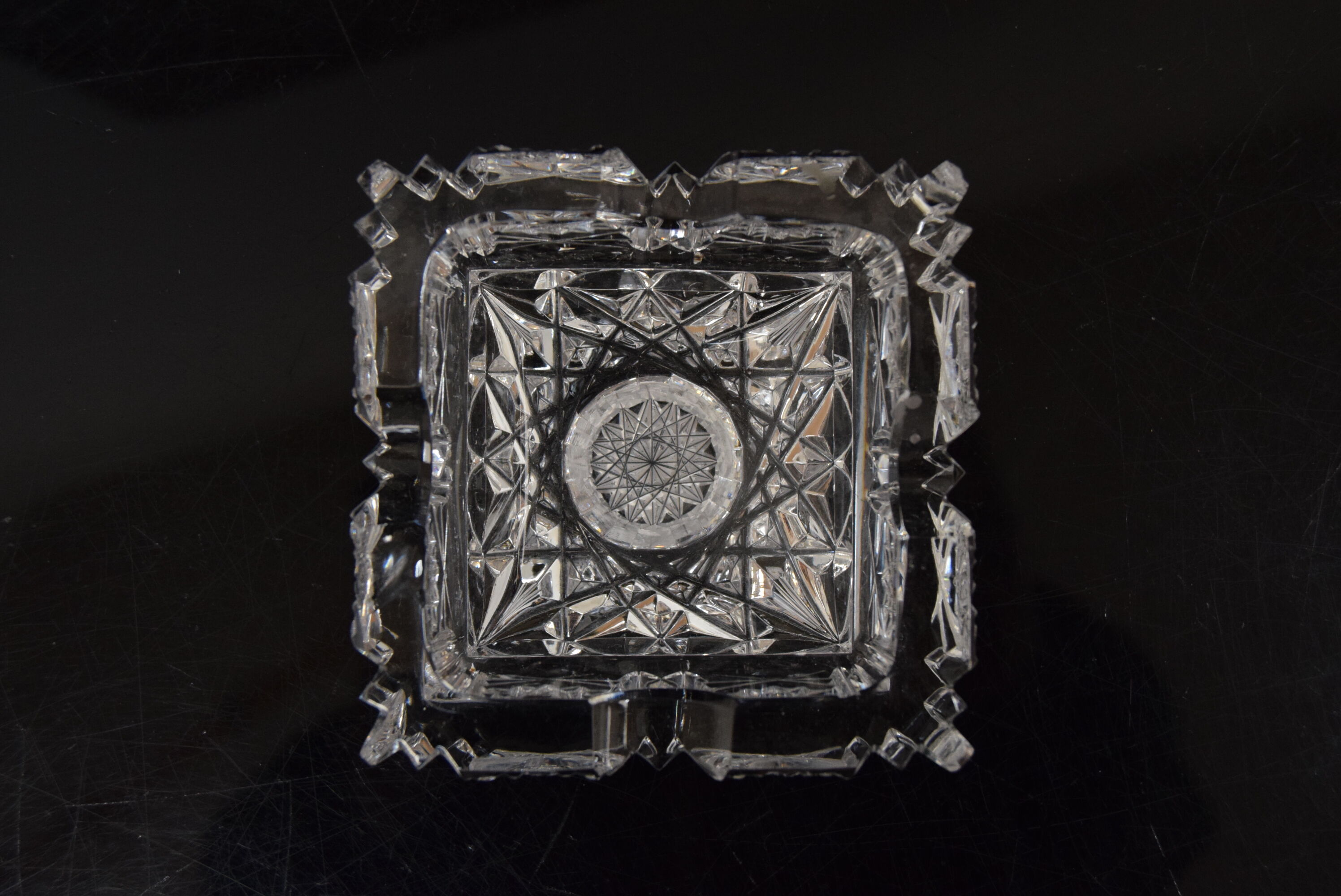 Paire de cendriers, verre en cristal taillé, bohême, années 1960