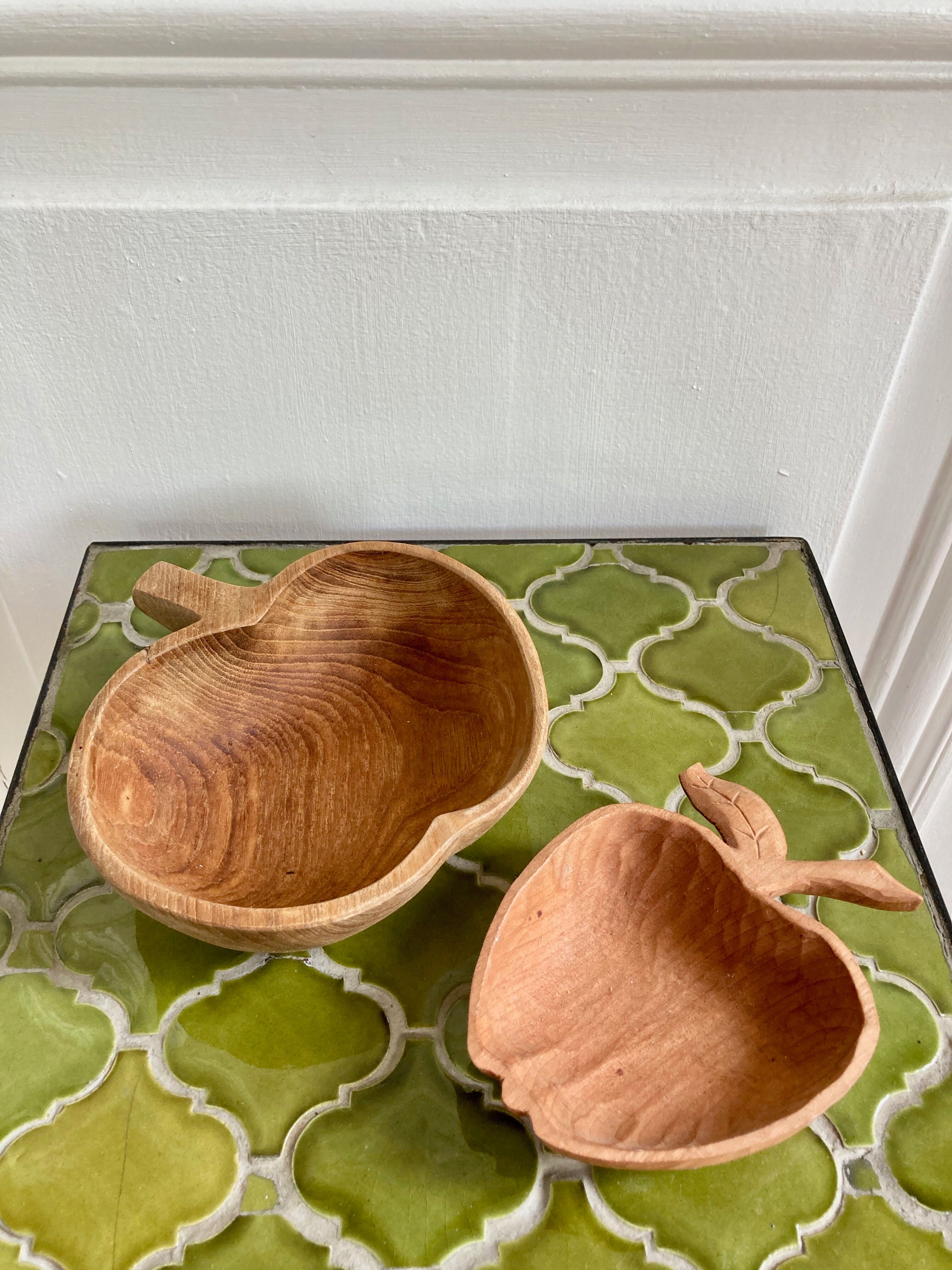 Wooden cups apples