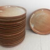 Service 18 assiettes plates en grès artisanal années 60