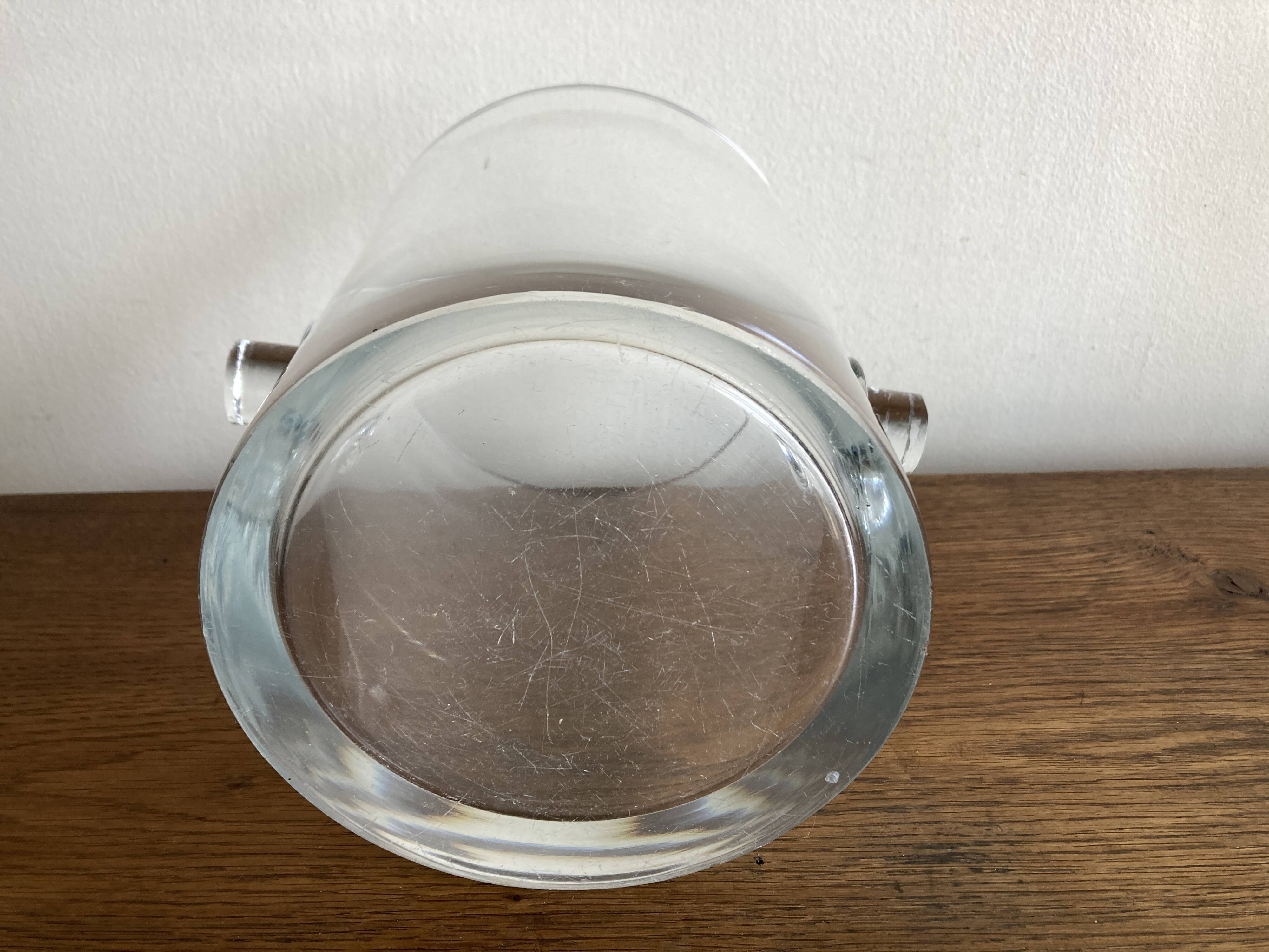 Modernist crystal vase ringing 1970