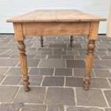Farmhouse table
