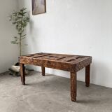 Table basse savoyarde art populaire