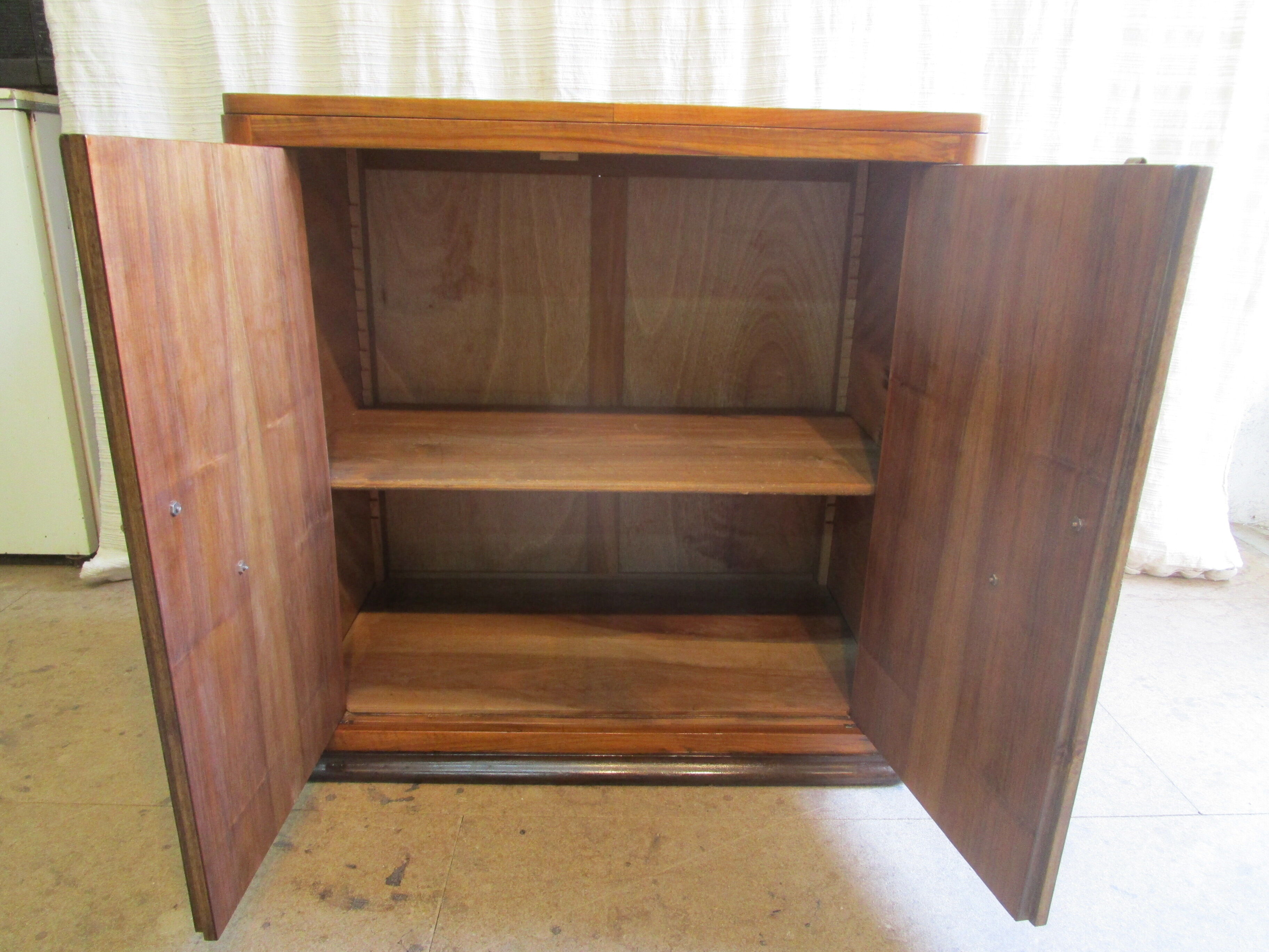 Art deco storage unit