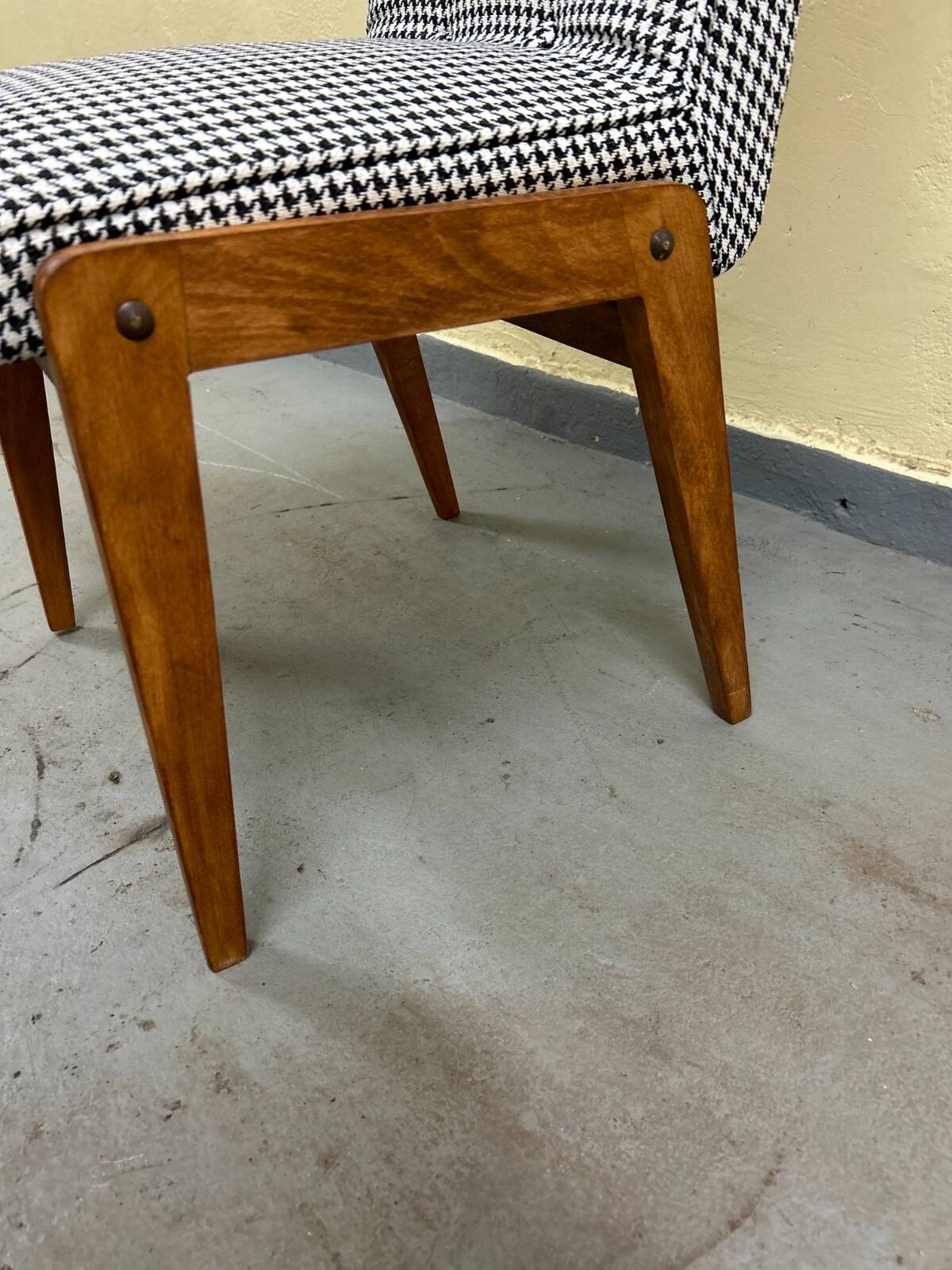 Model 200-125 Aga Lounge Chair, 1970s,