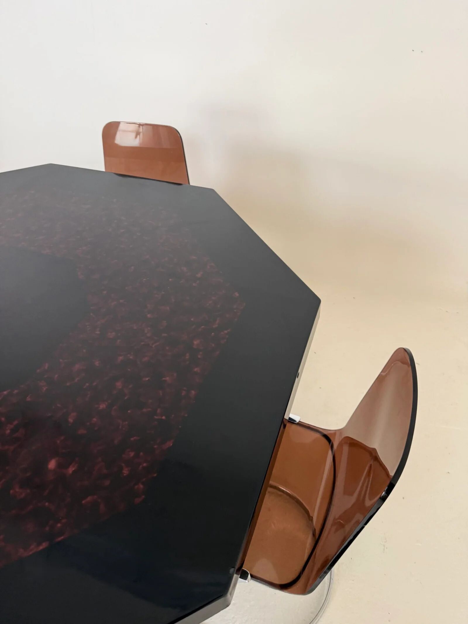 Octagonal dining table in resin, Italy 1970s