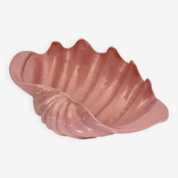 Art Deco pink ceramic shell bowl. Italy 1930s