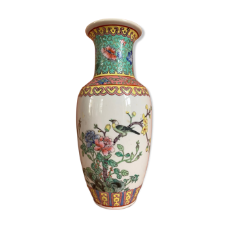 Vase en porcelaine de canton 20ème siècle