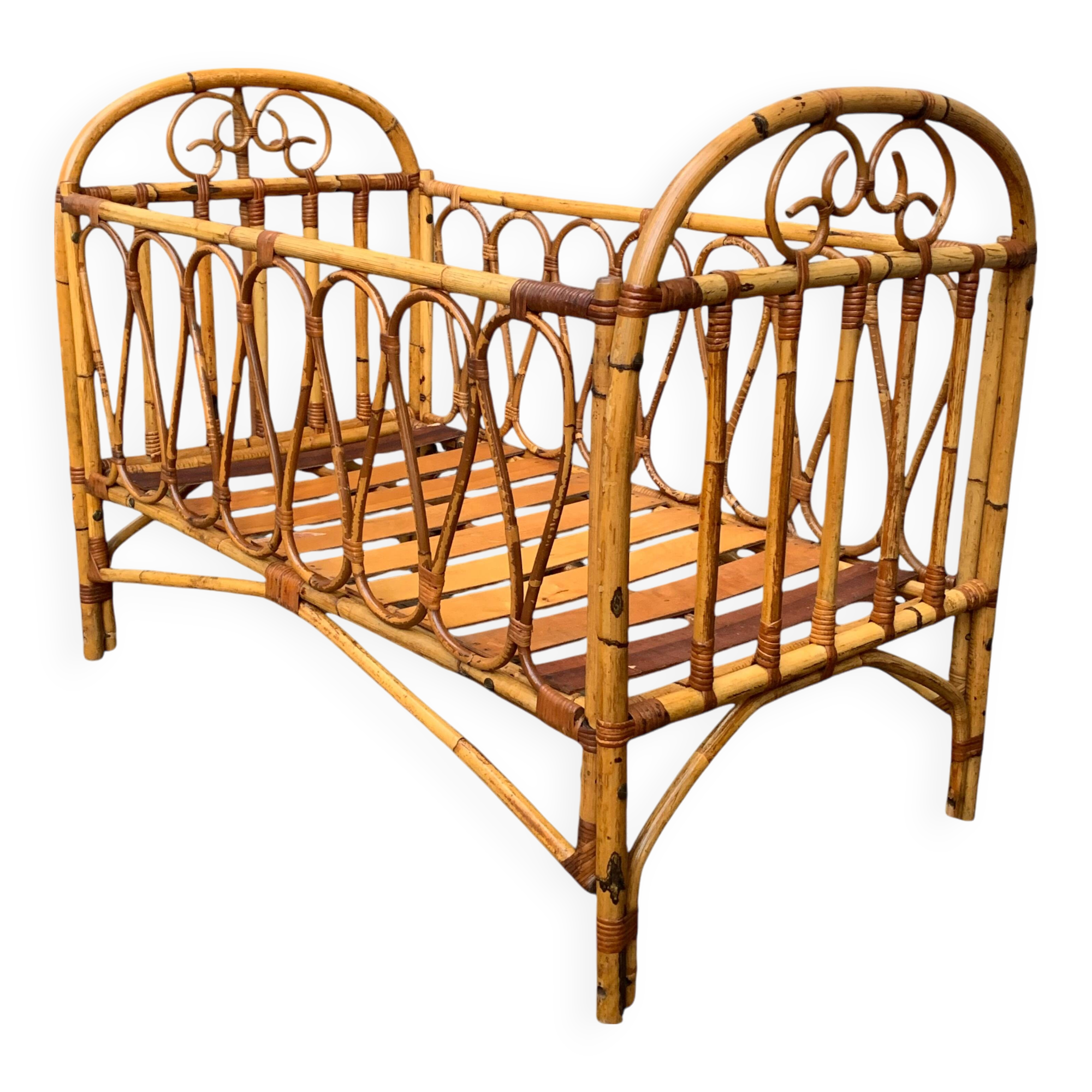 Vintage rattan baby bed 1960