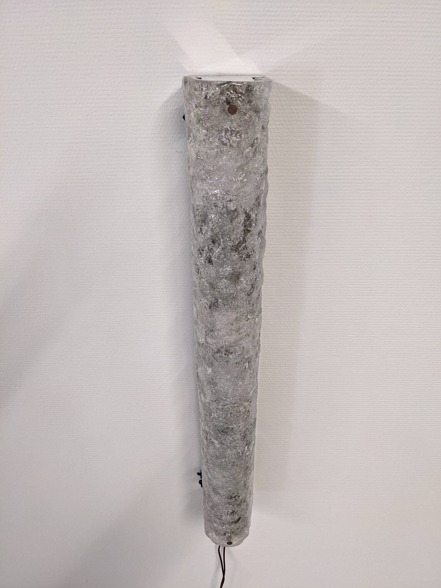 Brutalist wall light in frosted glass by Hillebrand Leuchten, Germany 1960.