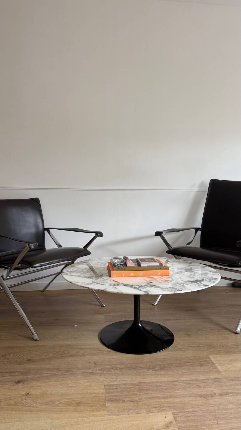 Knoll table - Eero Saarinen coffee table