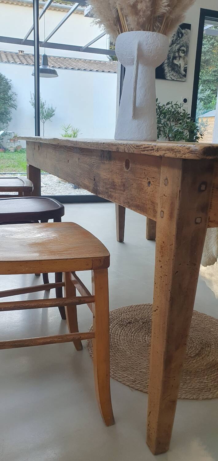 Farmhouse table