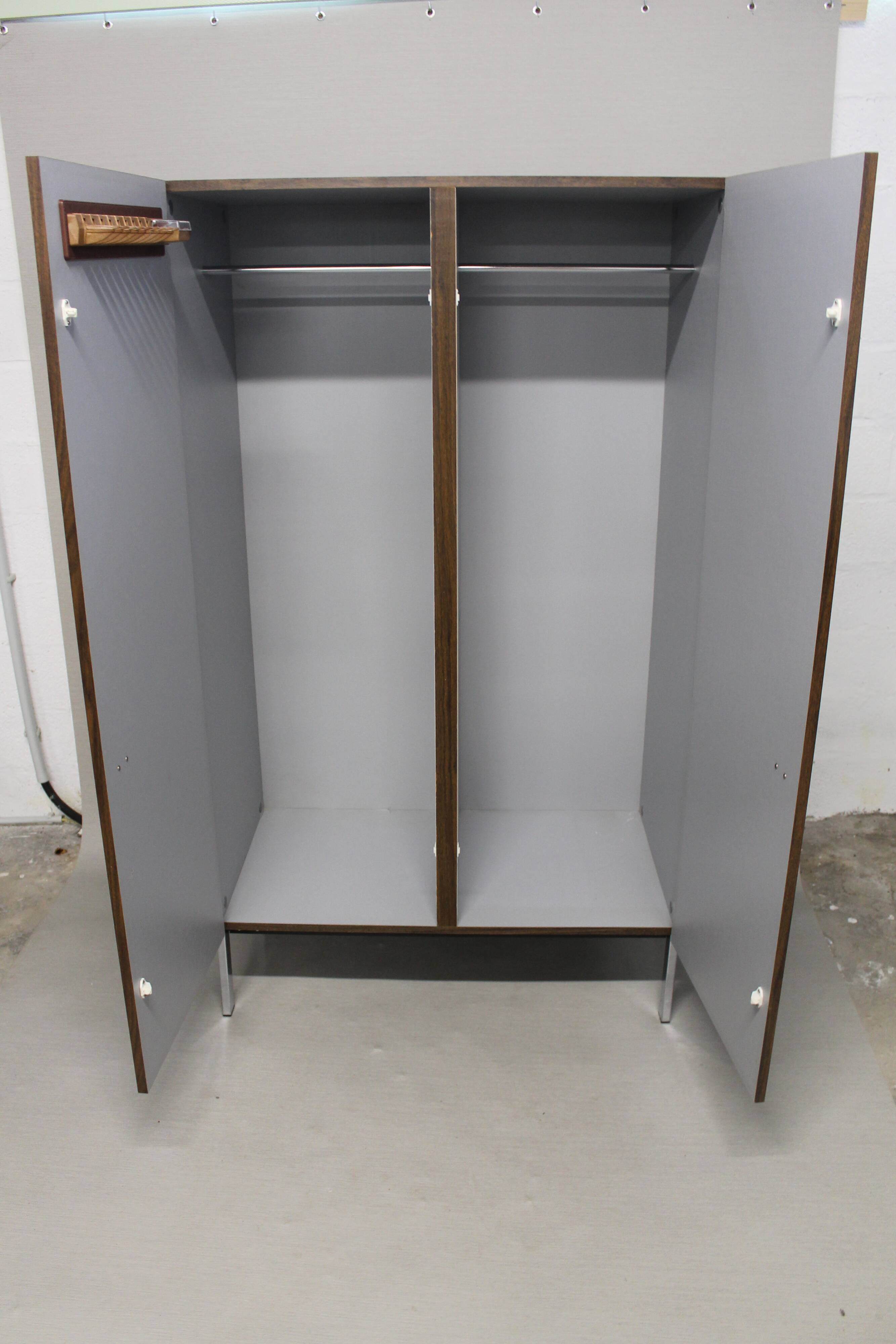 Wardrobe "1215a" by Pierre Guariche for Meurop