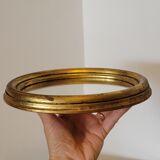 Miroir ovale cadre en bois doré 22 X 17 X 2 cm.
