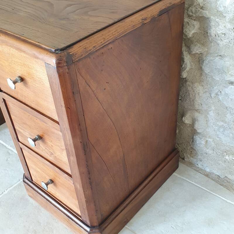 Bureau en chêne et noyer