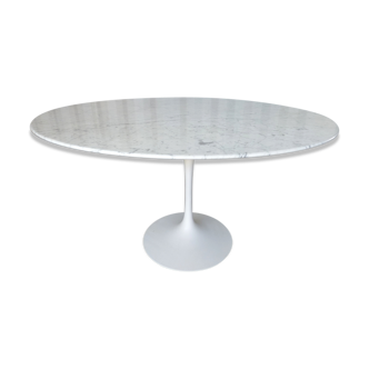 Table Knoll en marbre Eero Saarinen