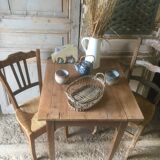 Farmhouse table
