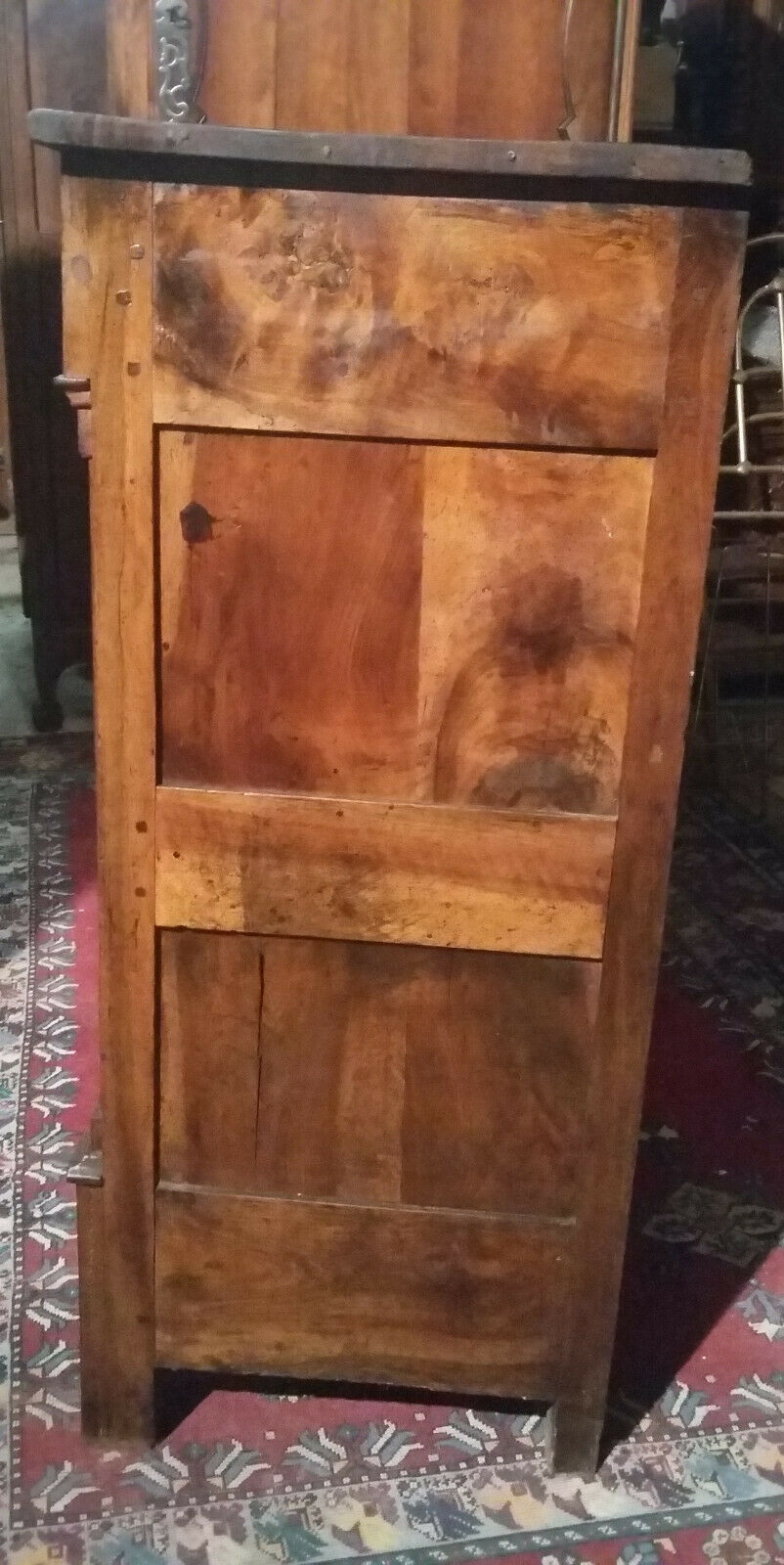 Buffet support in walnut empire era