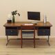 Bureau en noyer, Italie années 1970