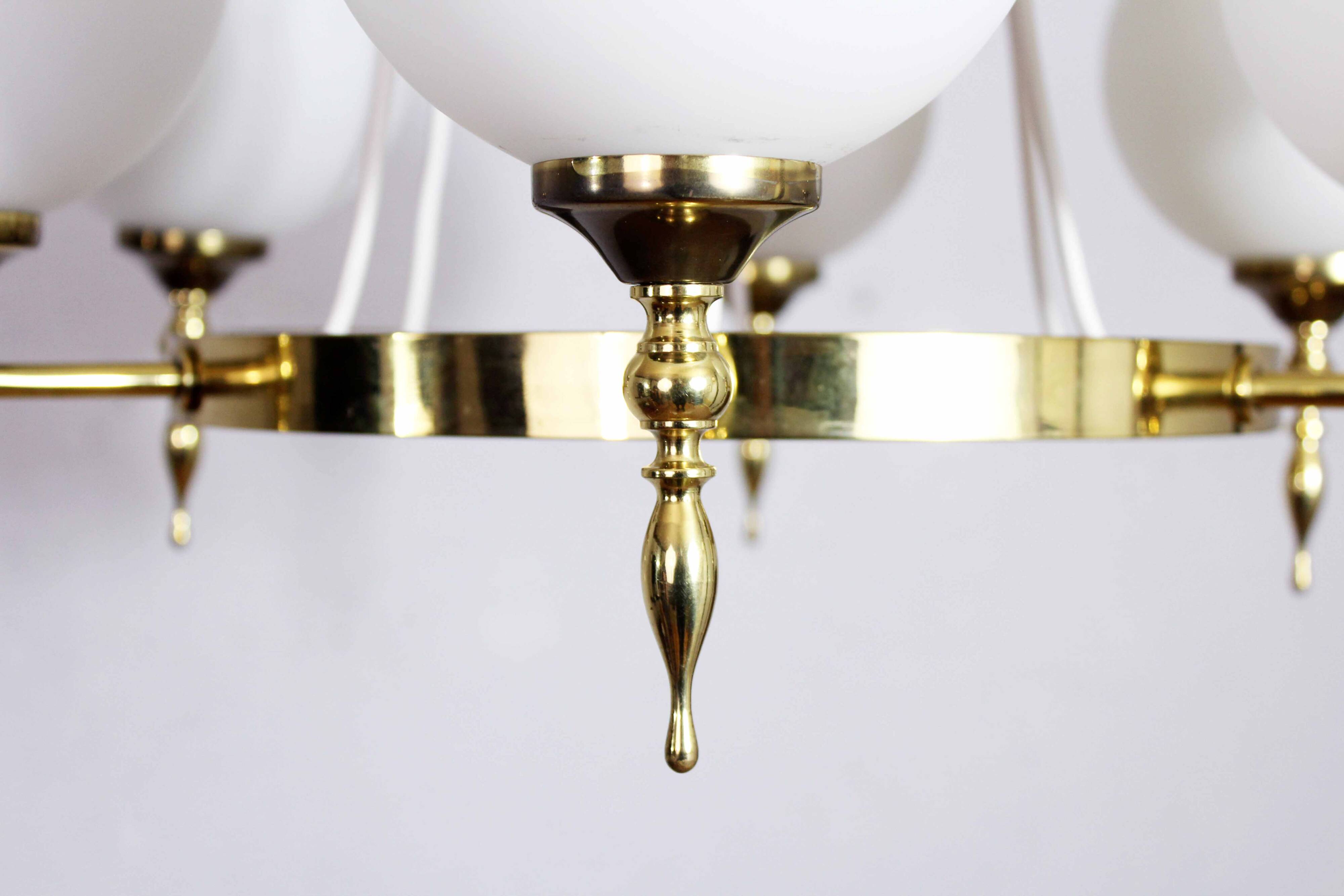 Lustre en laiton années 70