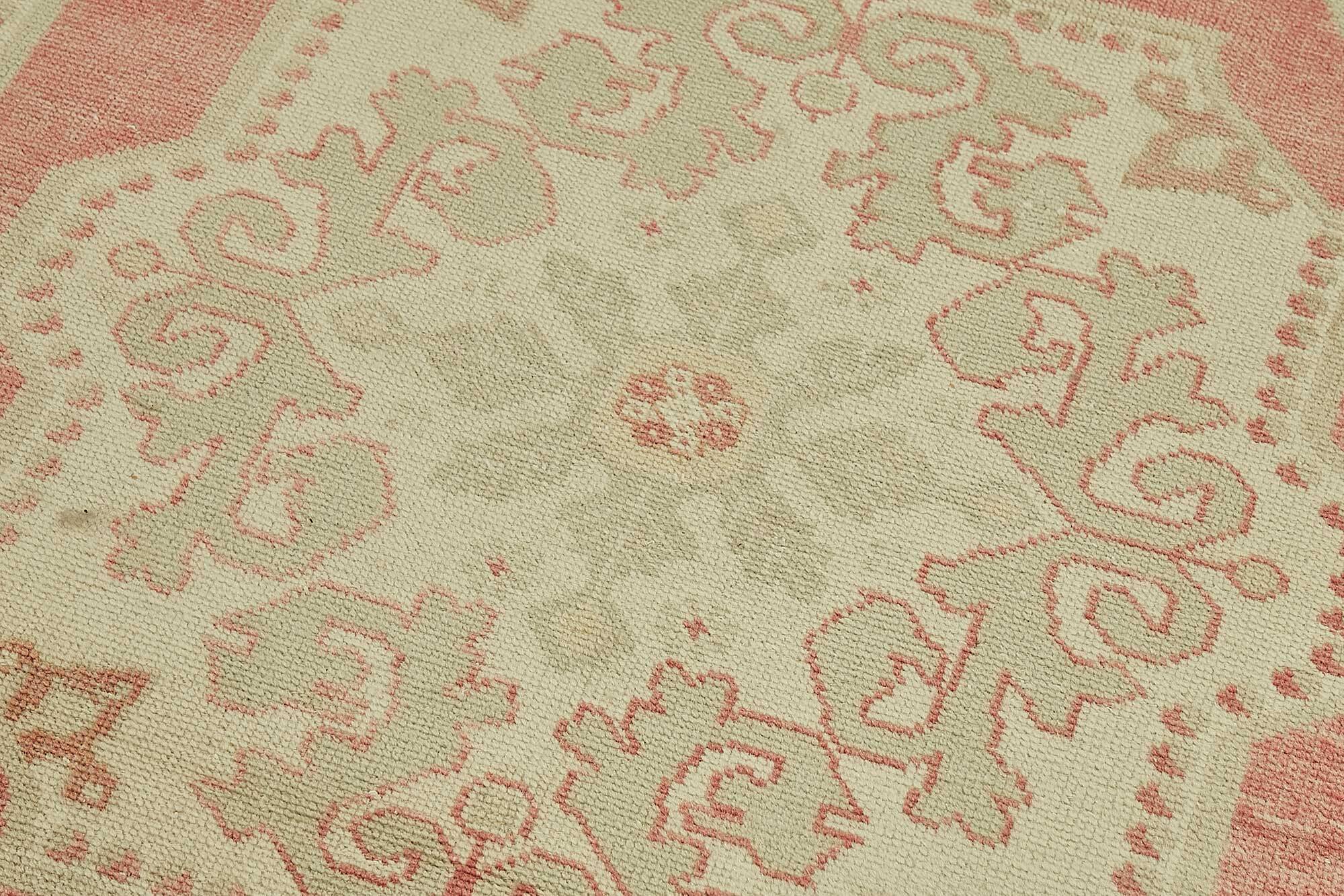 Turkish Vintage Anatolian Rug 110 cm x 208 cm