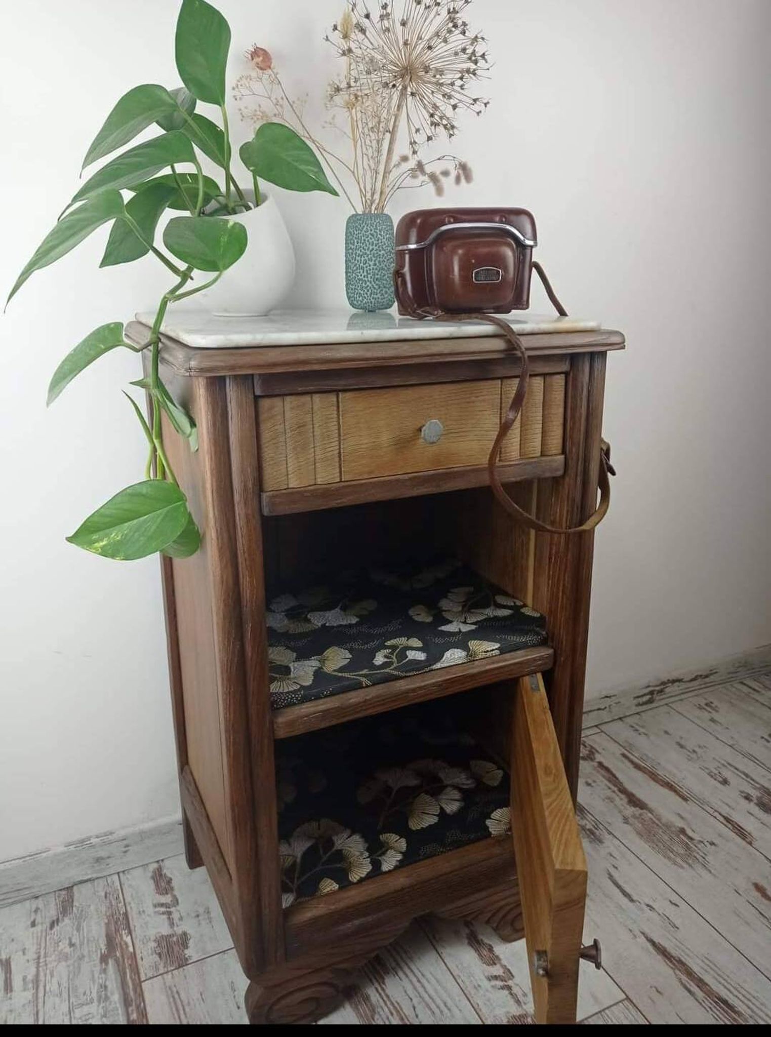 Ginkgo Table