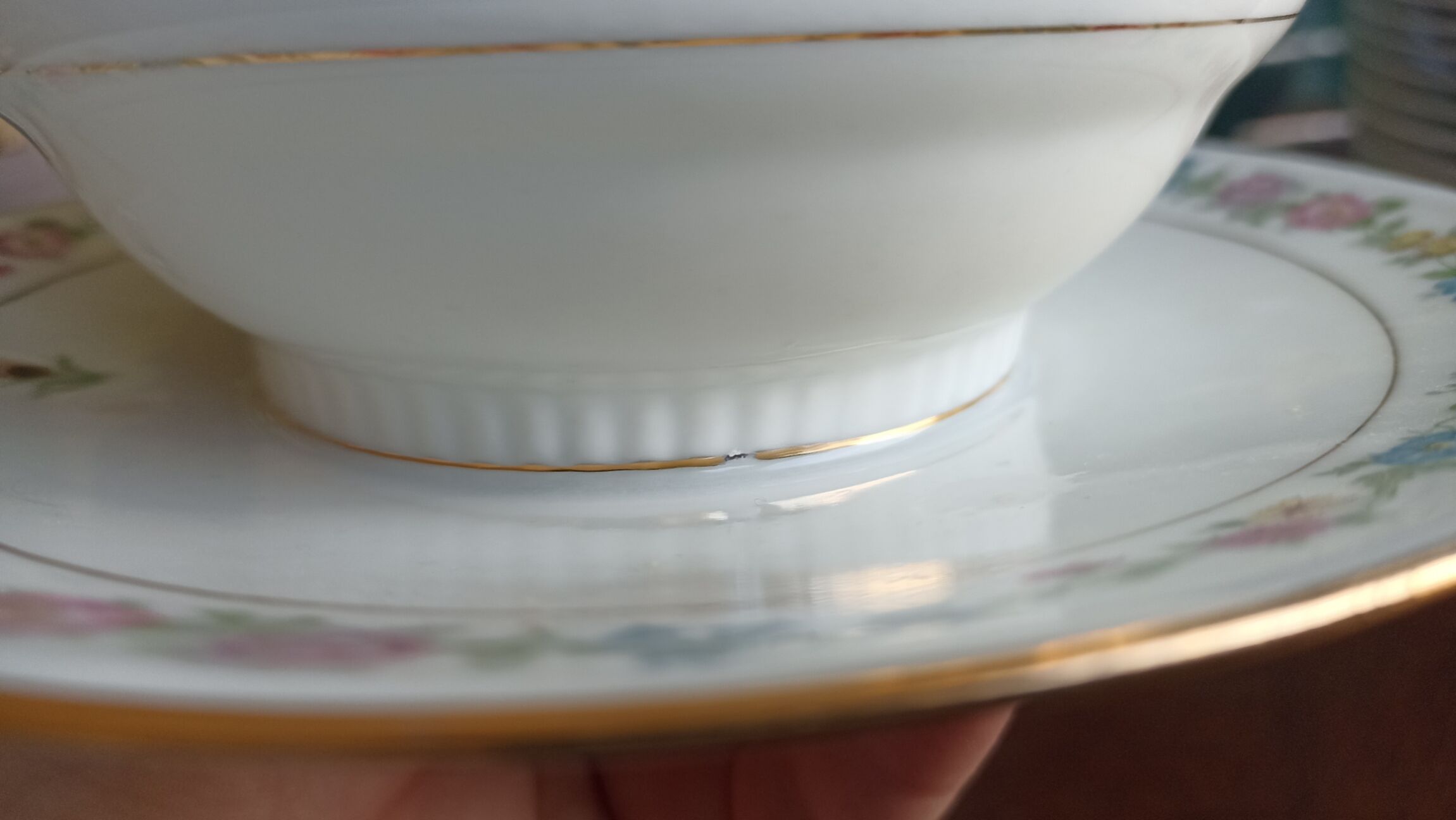 Saucière sur dormant fixe en porcelaine de Limoges - Porcelaine Limousine