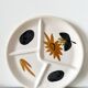 Assiette tournesol poterie du Marais 1960