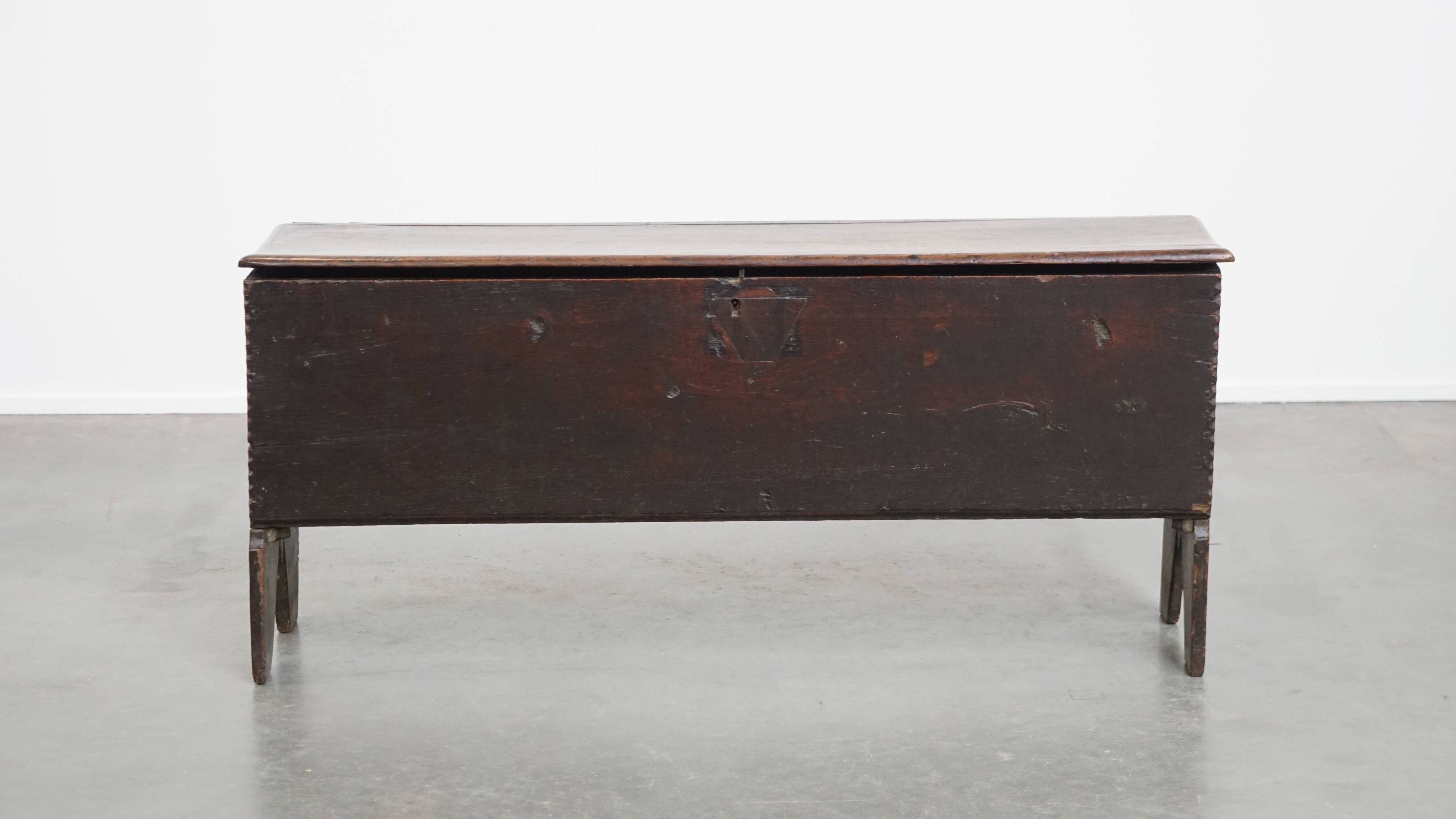 17th-century English oak antique chest