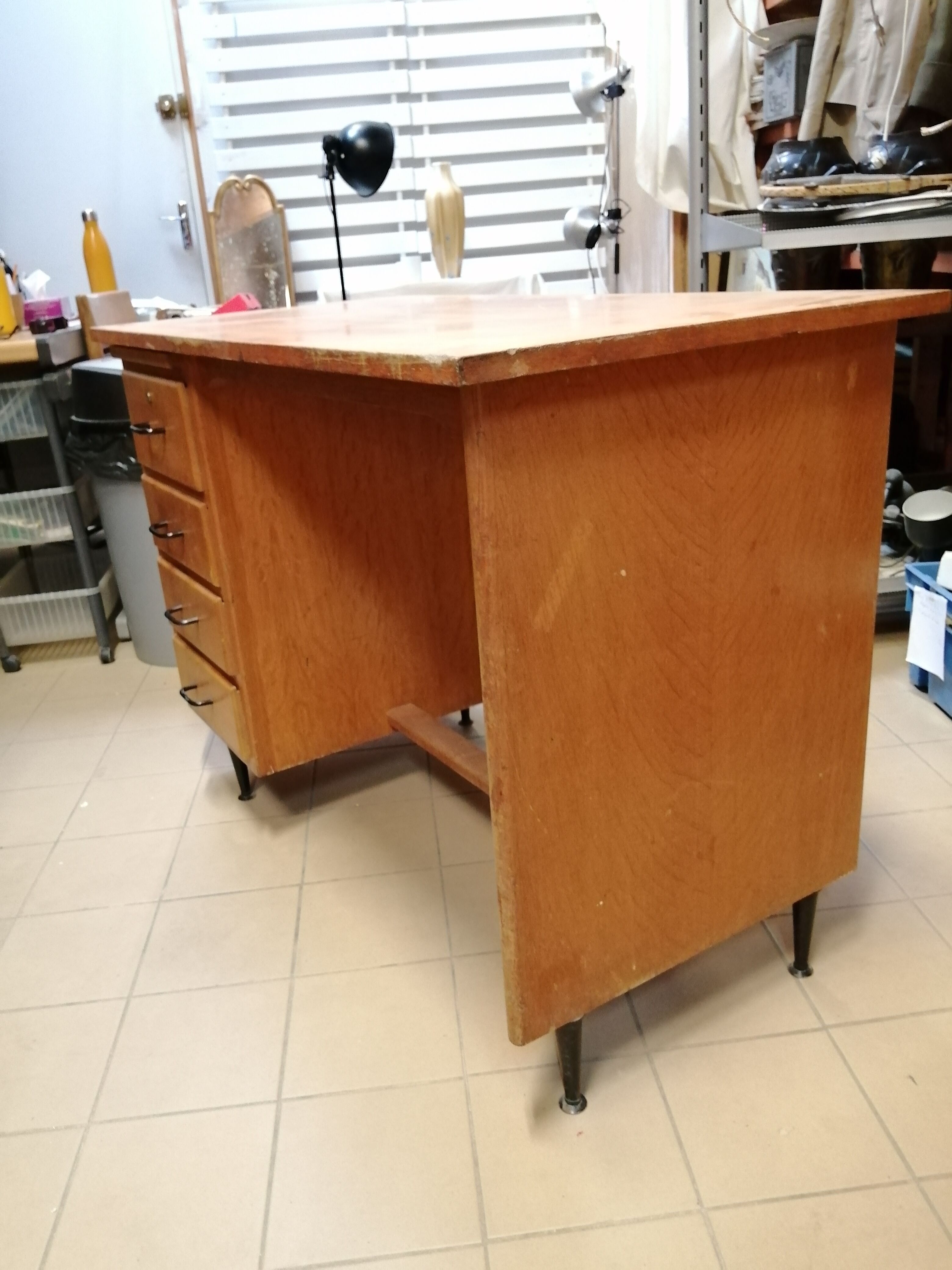 Vintage wooden desk - 60s/70s